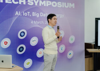 Mr. Giang Le presented in Tech Symposium